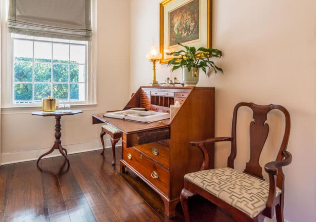 Linden - A Historic Bed And Breakfast Натчез Экстерьер фото