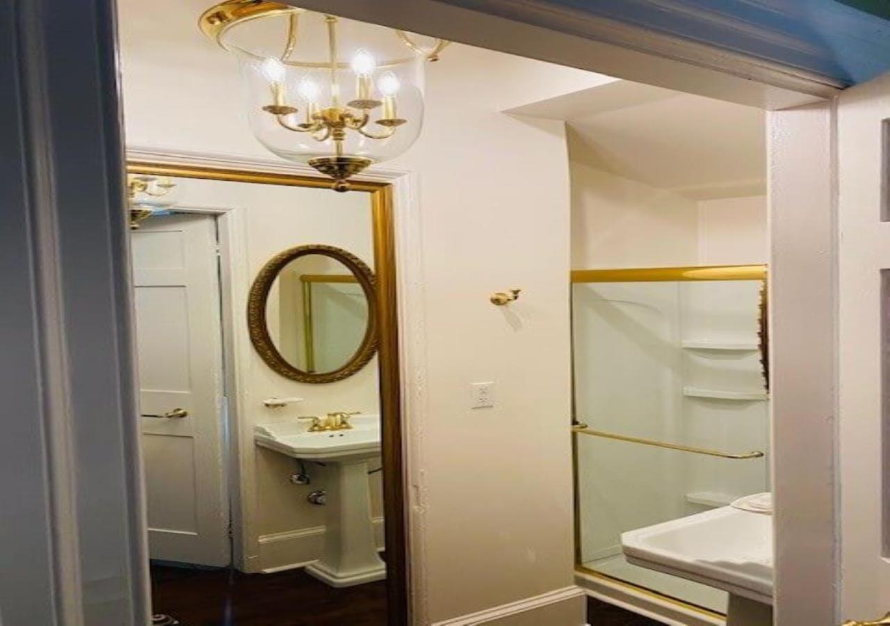 Linden - A Historic Bed And Breakfast Натчез Экстерьер фото