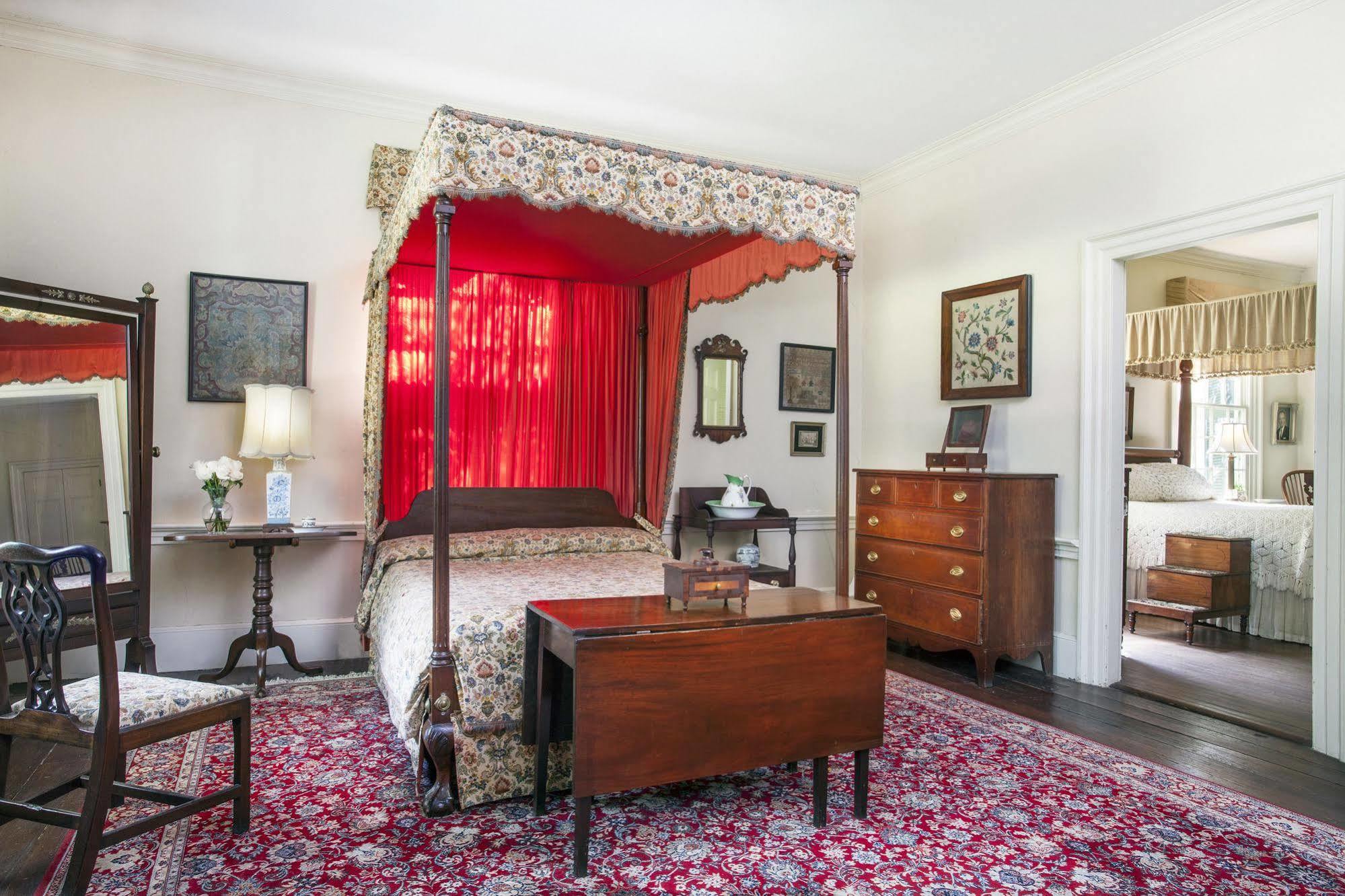 Linden - A Historic Bed And Breakfast Натчез Экстерьер фото